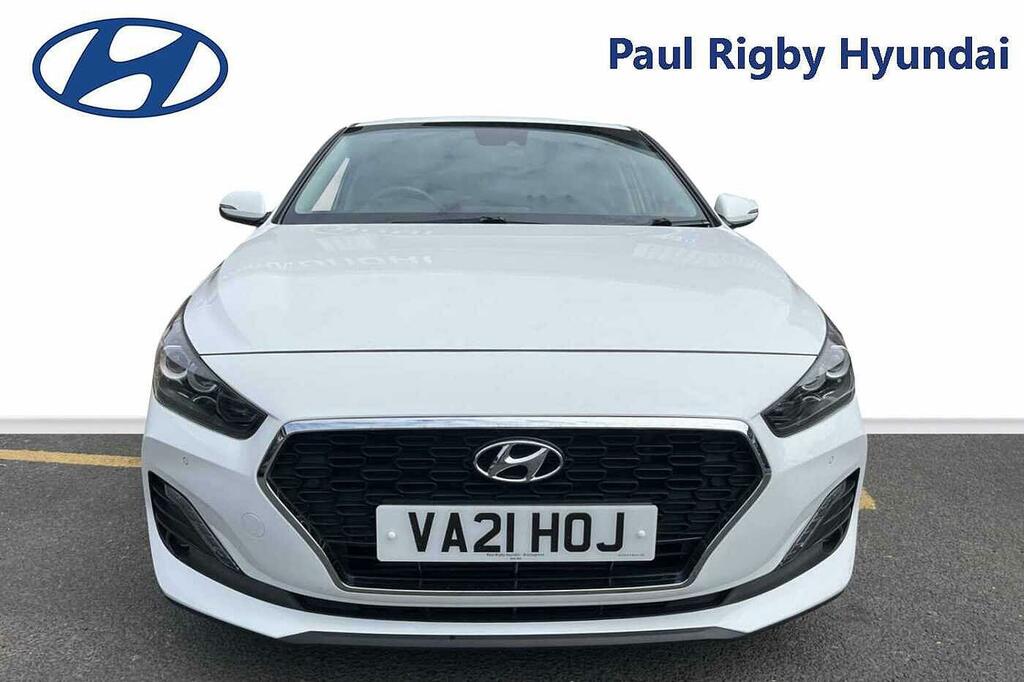 Hyundai I30 1.4 T-gdi Premium Dct White #6