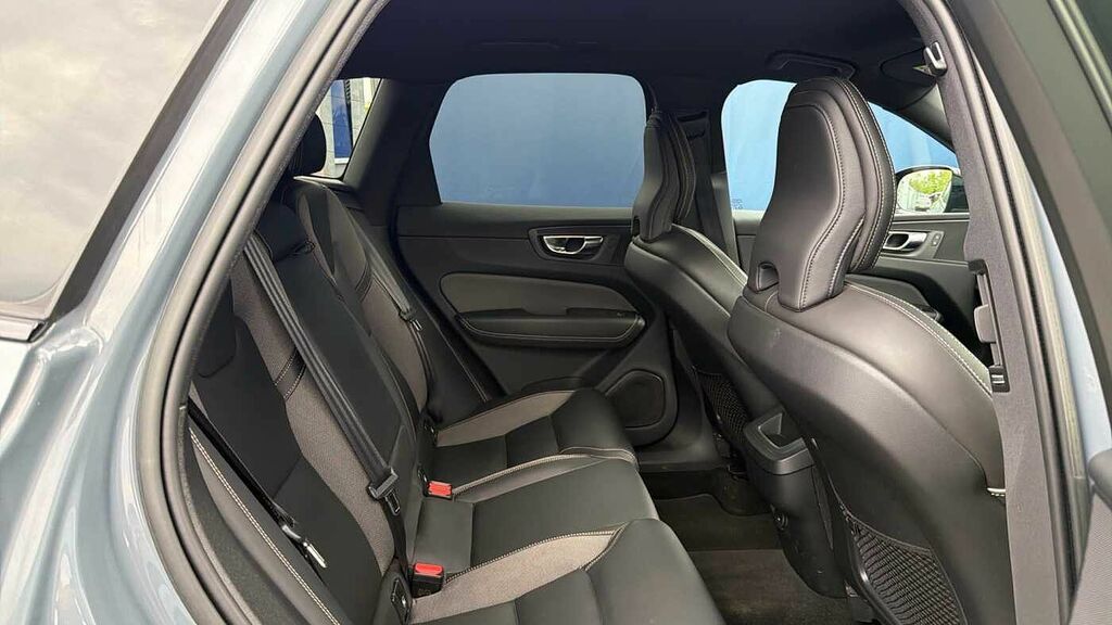 Volvo XC60 B5 247Bhp R-design Awd Mild Hybrid - Rear Parki FE22EBM Grey #6