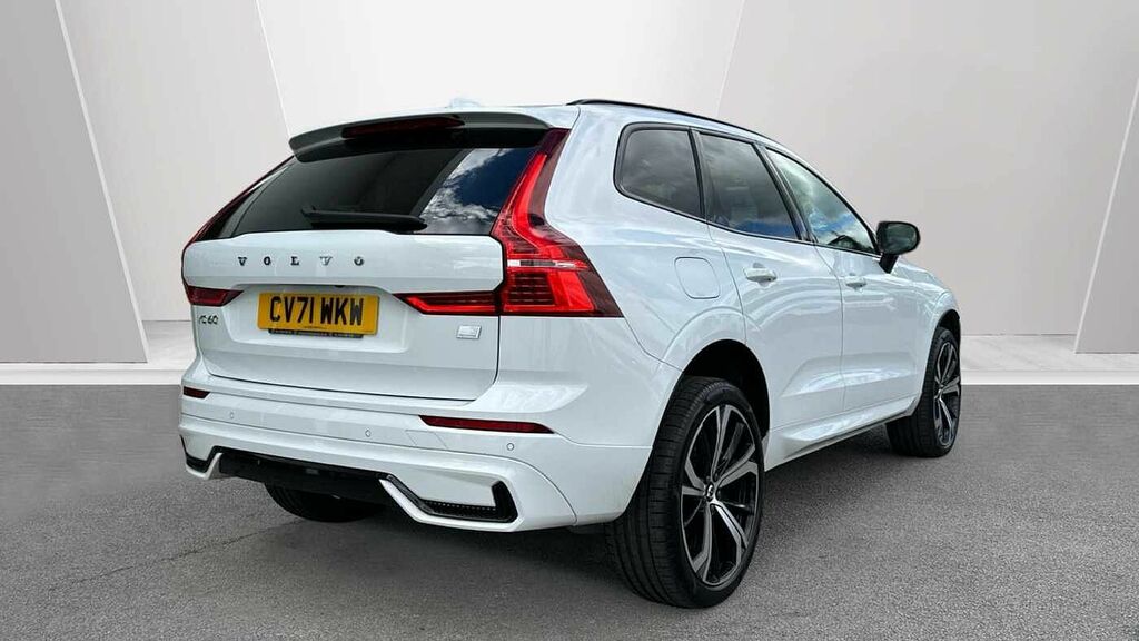 Volvo XC60 Recharge R-design Pro, T8 Awd Plug-in Hybrid CV71WKW White #2
