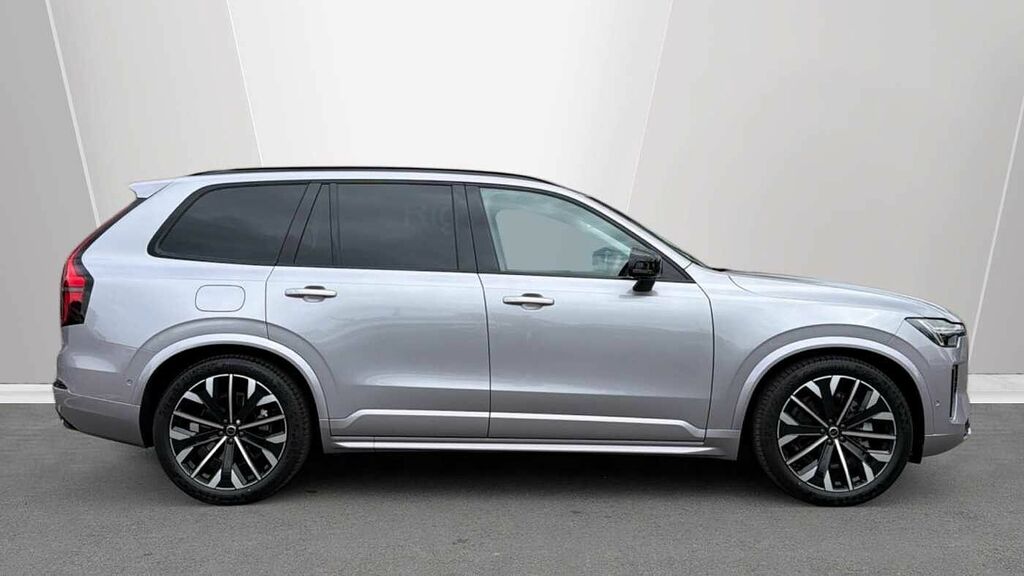 Volvo XC90 B5 247Bhp Ultra Dark Awd Mild Hybrid - Front Ma BD26WXM Silver #3
