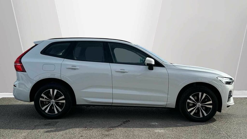 Volvo XC60 Momentum, B4 Awd Mild Hybrid YA71OFE White #3