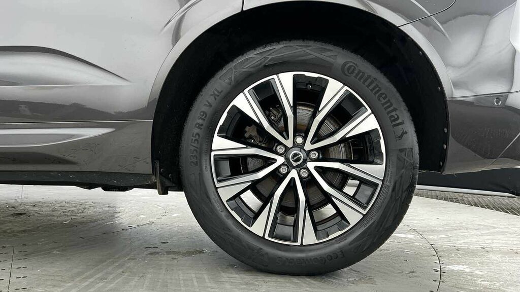 Volvo XC60 Plus, B4 Mild Hybrid, Dark SW72GMV Grey #4