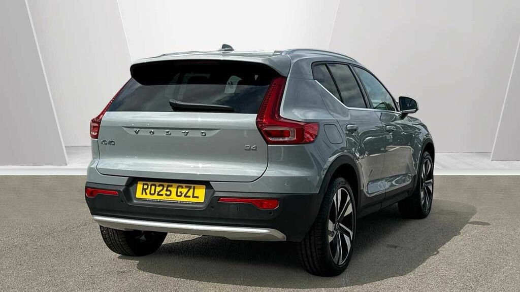 Volvo XC40 Ultra, B4 Mild Hybrid, Bright RO25GZL Grey #2