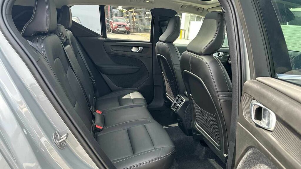 Volvo XC40 Ultra, B4 Mild Hybrid, Bright RO25GZL Grey #6