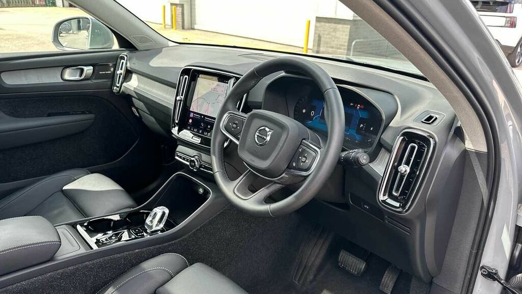 Volvo XC40 Ultra, B4 Mild Hybrid, Bright RO25GZL Grey #4