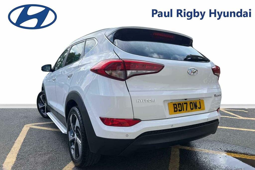 Hyundai Tucson 1.7 Crdi Blue Drive Sport Edition 2Wd BD17OWJ White #3
