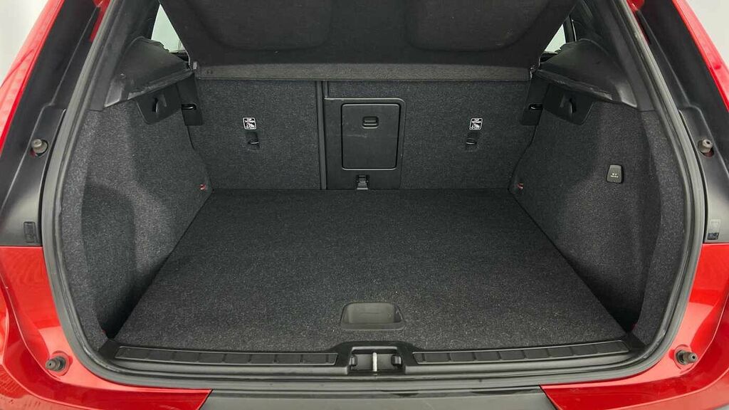 Volvo XC40 Recharge Inscription Expression, T4 Plug-in Hybrid FL22HPA Red #5