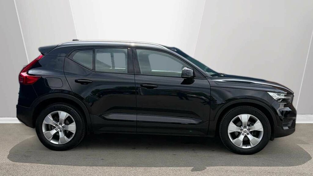 Volvo XC40 T3 161Bhp Momentum - Rear Park Assist Black #3