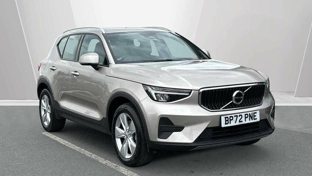 Volvo XC40 Core, B3 Mild Hybrid, 