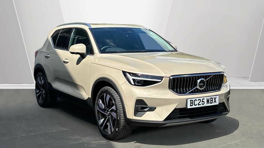 Volvo XC40 Ultra, B3 Mild Hybrid, Bright 