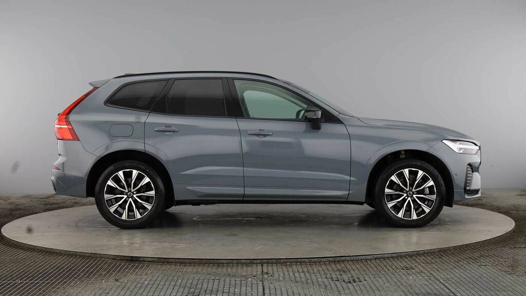 Volvo XC60 B4 194Bhp Plus Dark Mild Hybrid - Heated Seats SM72NNV Grey #2