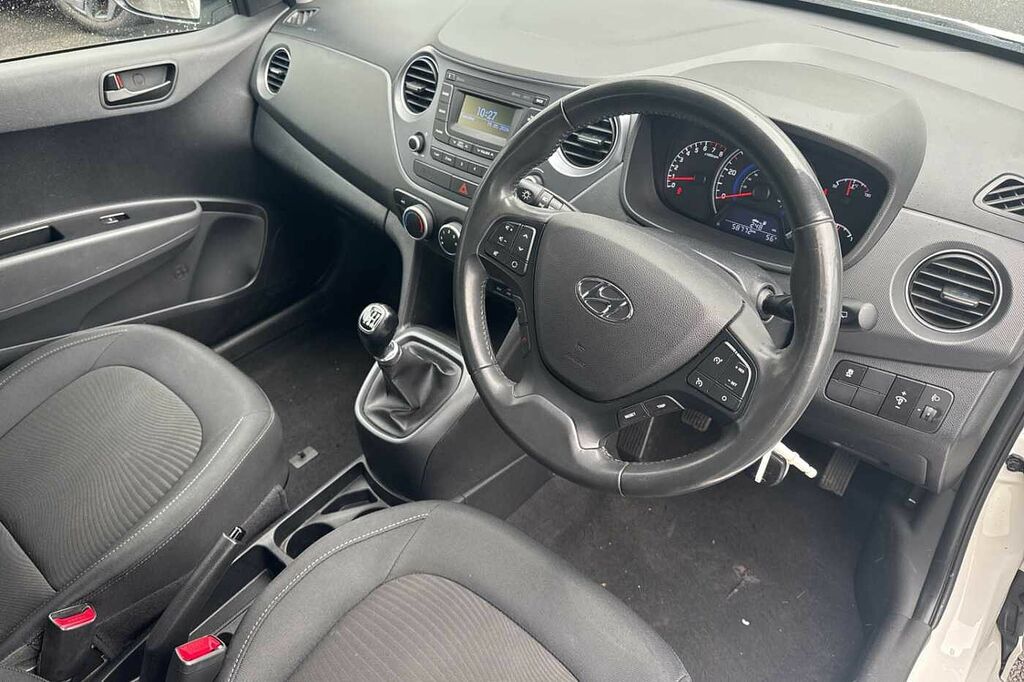 Hyundai I10 1.2 Se LV69UHS White #6