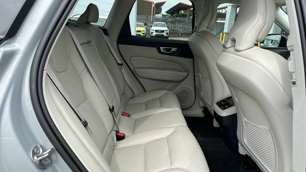 Volvo XC60 Plus, B5 Awd Mild Hybrid, Dark RV25FVK Grey #6