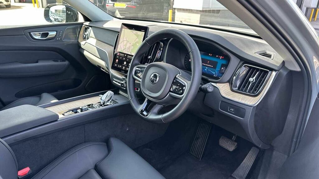 Volvo XC60 Plus, B5 Awd Mild Hybrid, Dark RF25AEY Grey #4