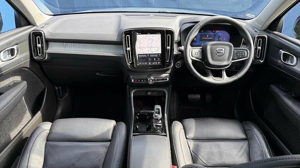 Volvo XC40 B3 161Bhp Plus Dark Mild Hybrid - Rear Camera CK23RLV Grey #5