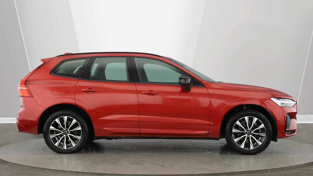 Volvo XC60 Plus, B4 Mild Hybrid, Dark WD72TLV Red #2