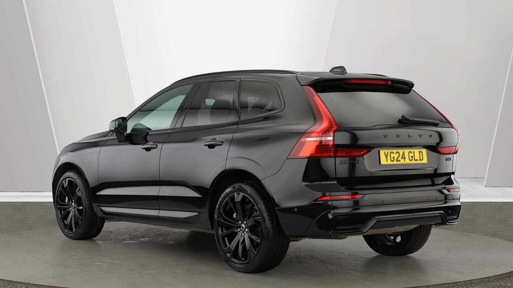 Volvo XC60 Black Edition Plus, B5 Awd Mild Hybrid, YG24GLD Black #3
