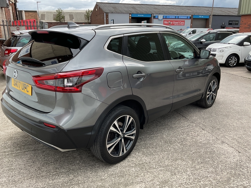 Nissan Qashqai Hatchback 1.5 N-connecta Dci DX17UPC Grey #4