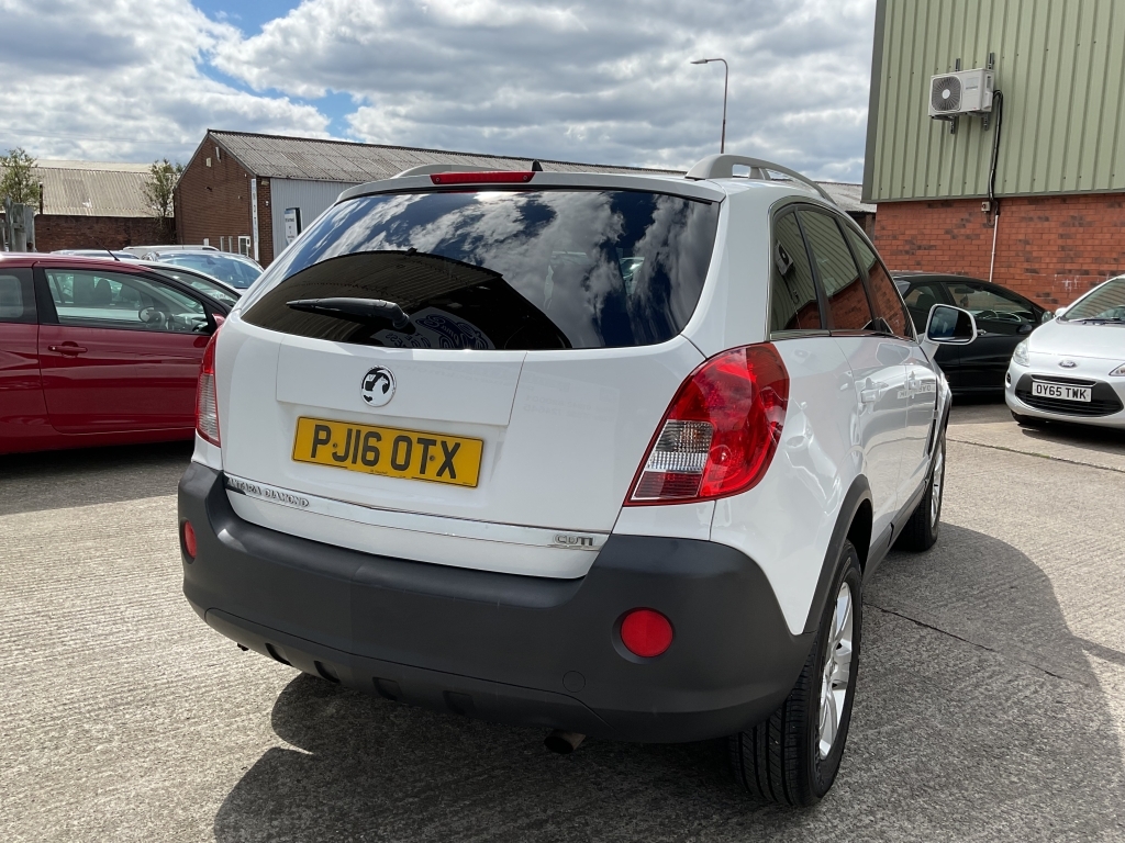 Vauxhall Antara Hatchback 2.2 Diamond Cdti S S White #5