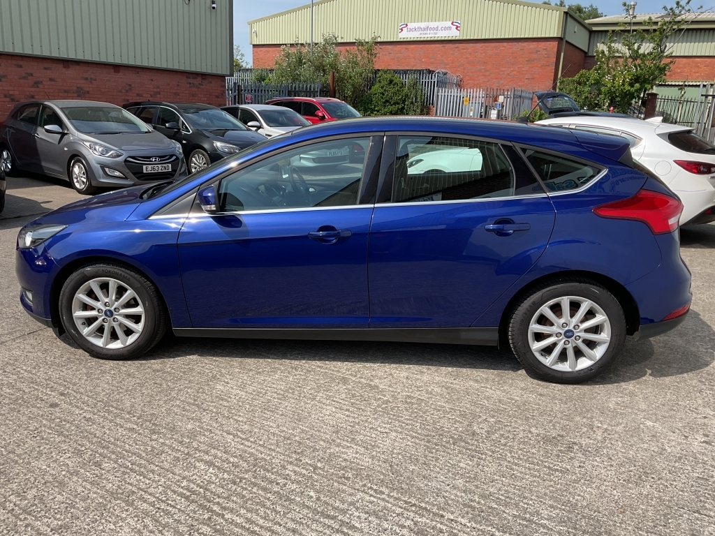 Ford Focus Hatchback 1.5 Titanium Tdci DC65RVU Blue #3