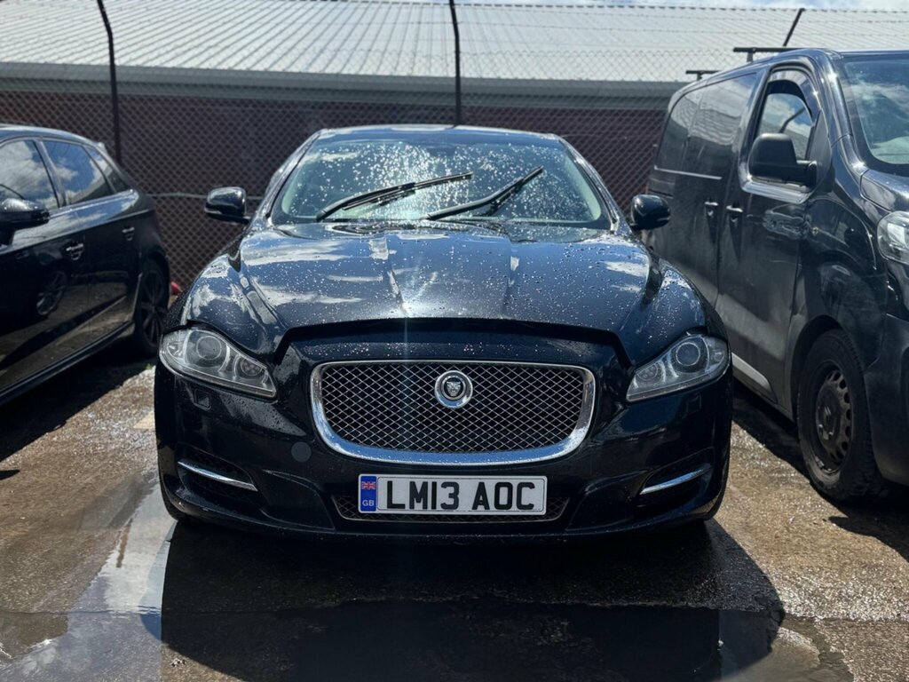 Jaguar XJ 3.0D V6 Luxury Euro 5 Ss Lwb Black #2