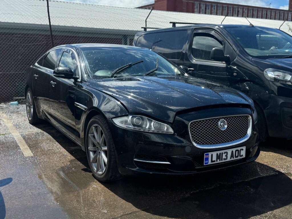 Jaguar XJ 3.0D V6 Luxury Euro 5 Ss Lwb Black