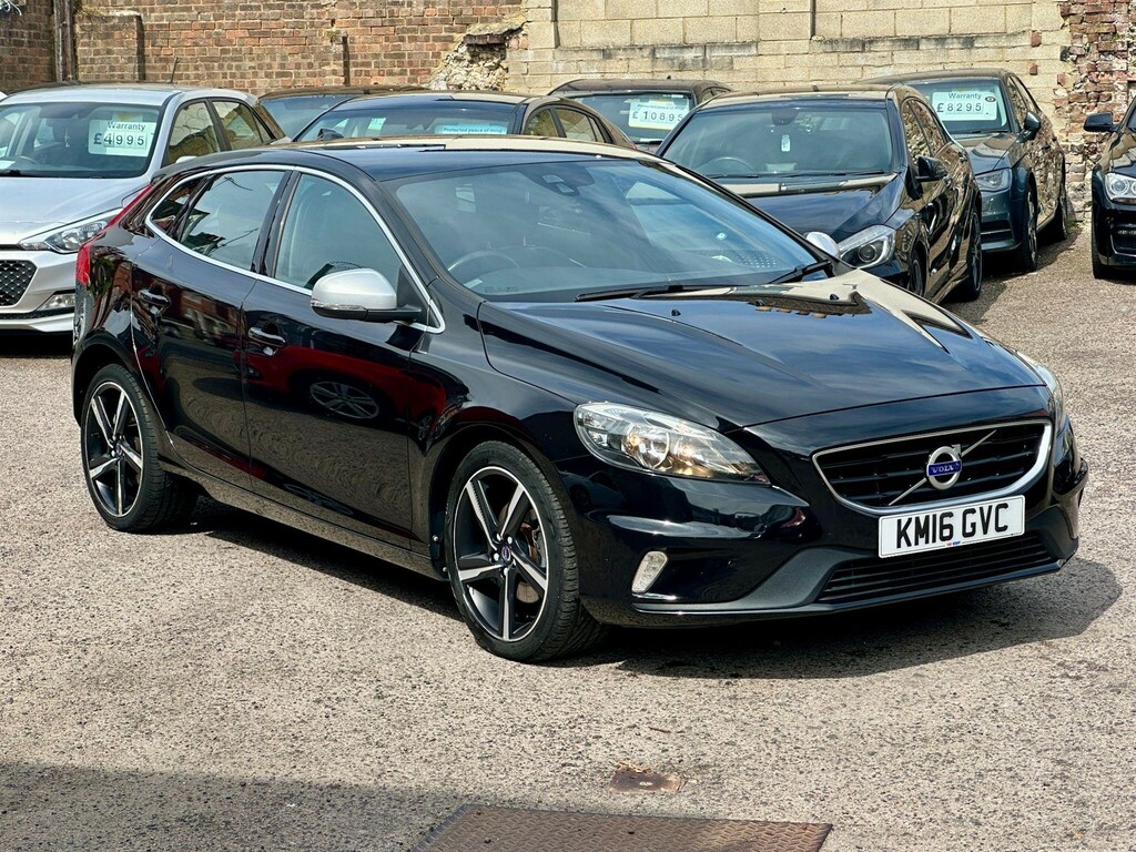 Volvo V40 Hatchback KM16GVC Black #5