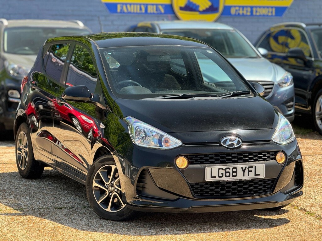 Hyundai I10 Hatchback LG68YFL Black #6