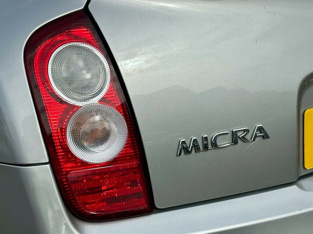 Nissan Micra Hatchback Blue #40