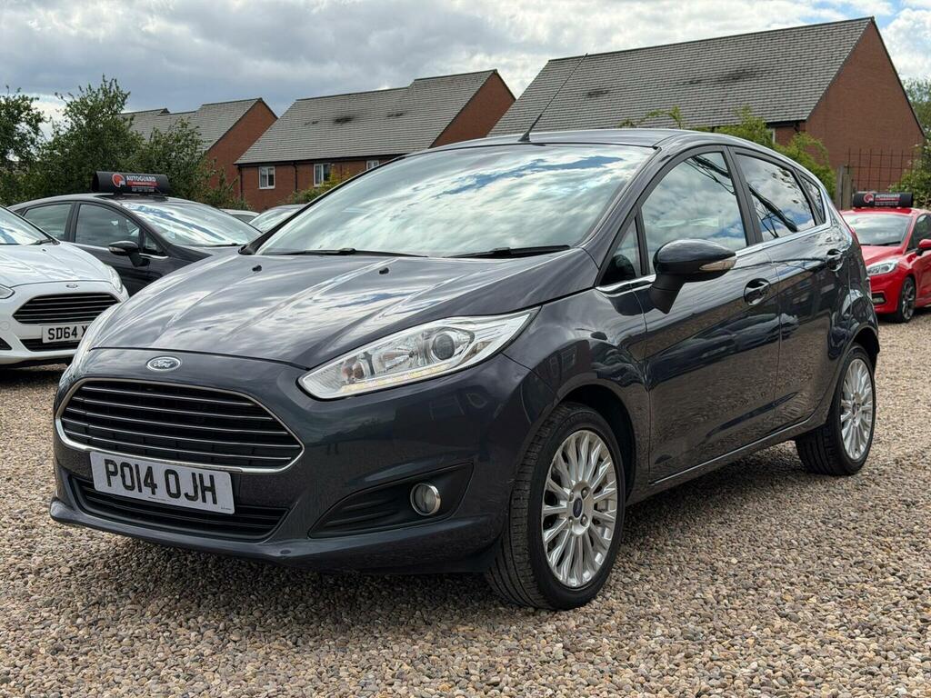 Ford Fiesta Hatchback 1.6 Titanium Powershift Euro 5 2014 PO14OJH Grey #3