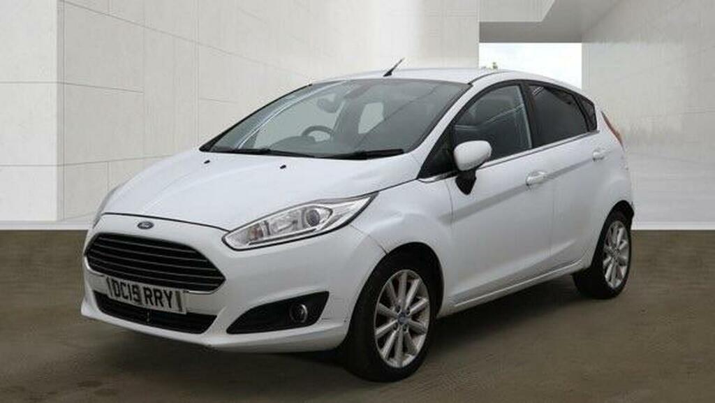 Ford Fiesta Hatchback 1.0T Ecoboost Titanium Euro 6 Ss DC15RRY White #2