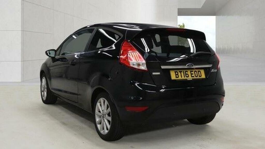Ford Fiesta Hatchback 1.0T Ecoboost Titanium Euro 6 Ss BT16EOD Black #4