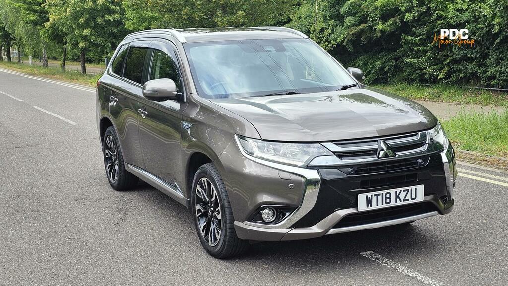 Mitsubishi Outlander 2.0H 12Kwh 4Hs Cvt 4Wd Euro 6 Ss Brown