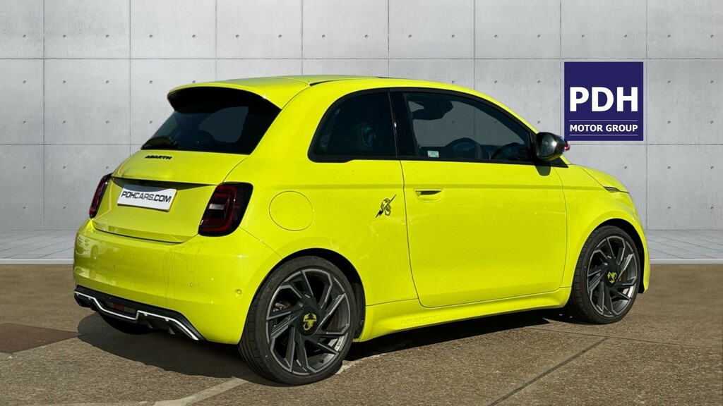 Abarth 500 114Kw Turismo 42.2Kwh Green #3