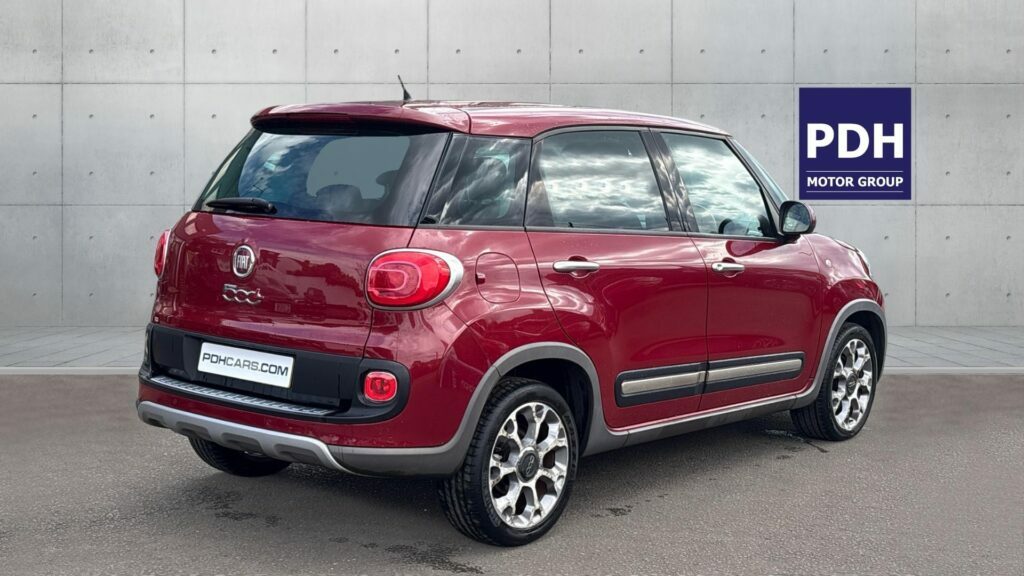 Fiat 500L 1.4 95Hp Trekking Red #3