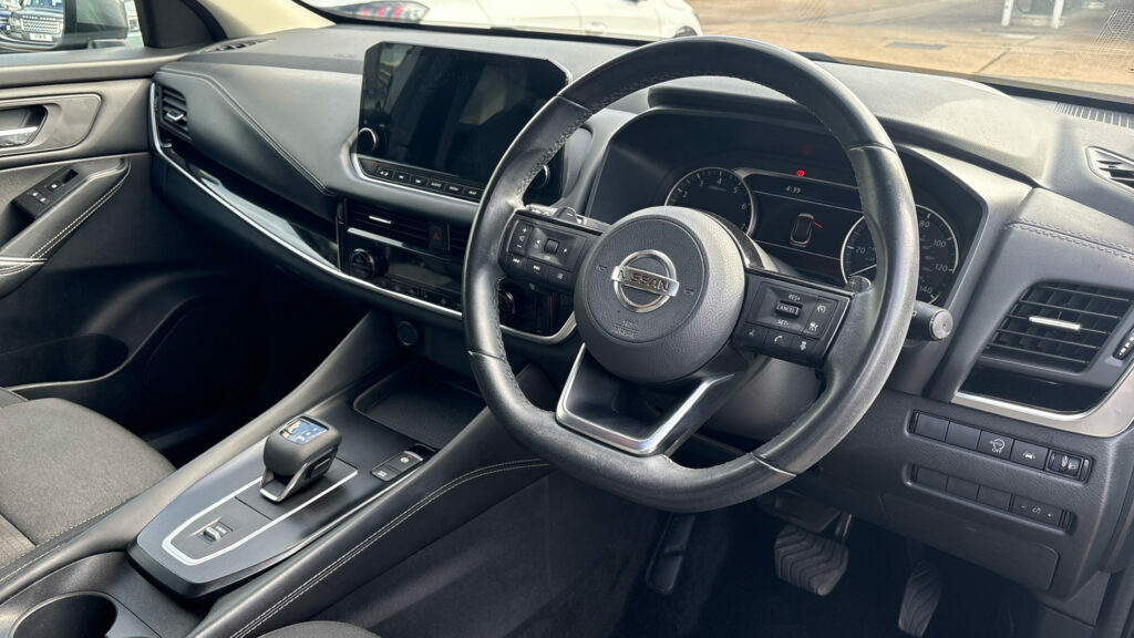 Nissan Qashqai 1.3 Dig-t Mh 158 N-connecta Xtronic #6