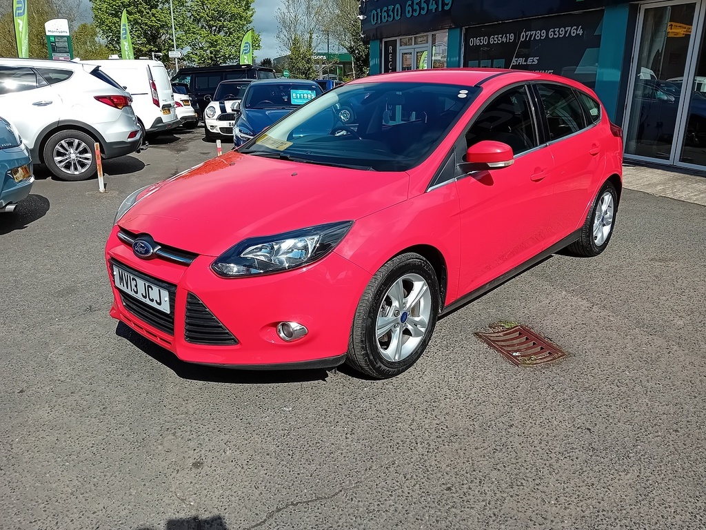 Ford Focus 1.6 Zetec Hatchback Powershift Euro 5 MV13JCJ Red #5