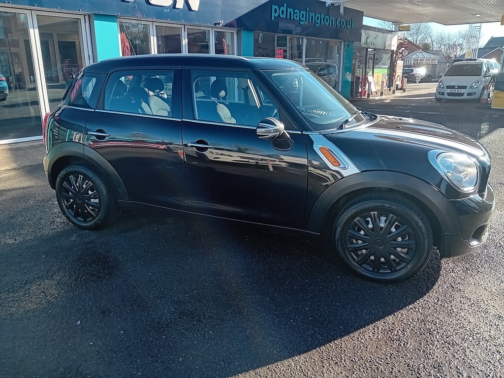 Mini Countryman 1.6 One D Suv Euro 5 Ss 90 P YE61WLC Black #3