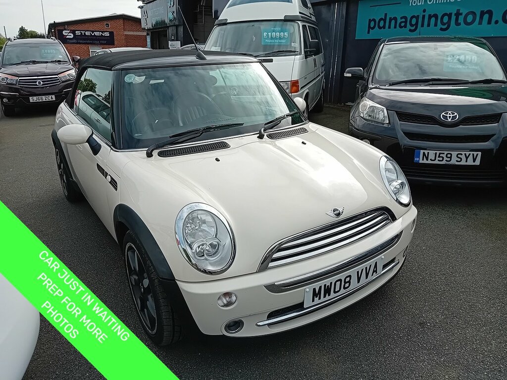 Mini Convertible 1.6 One Sidewalk Convertible Eur White