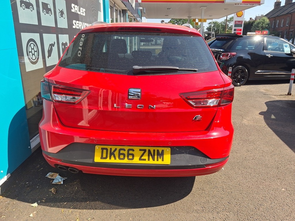 Seat Leon 1.4 Ecotsi Fr Sport Tourer Dsg Euro 6 DK66ZNM Red #3