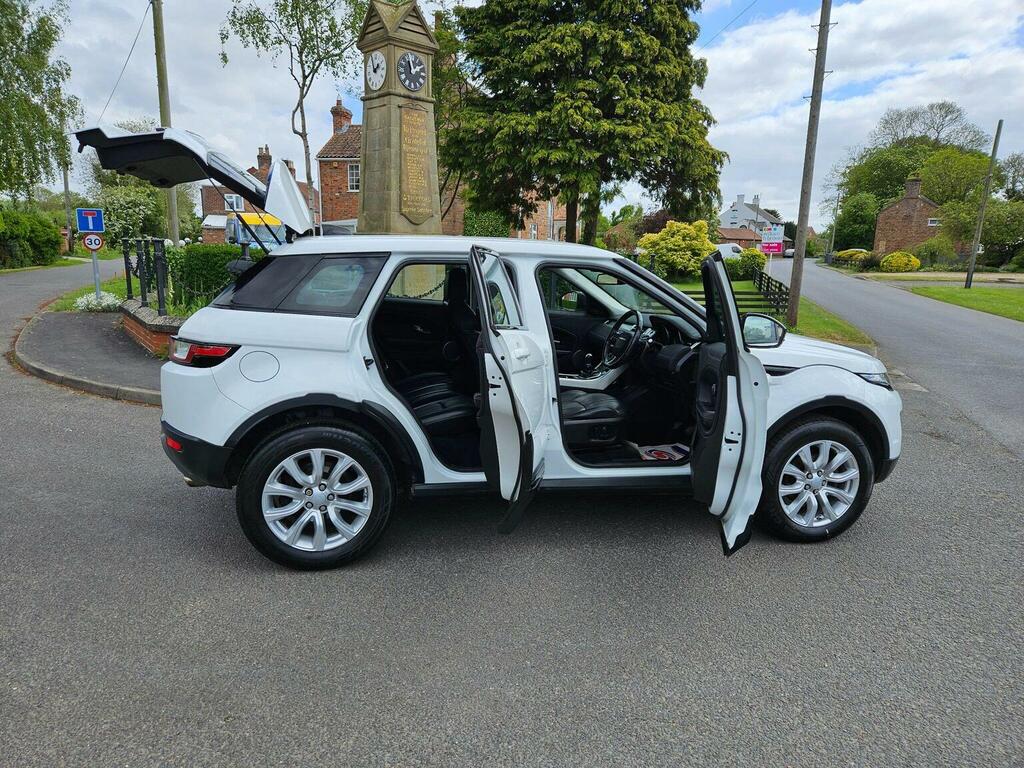 Land Rover Range Rover Evoque Suv 2.0 Ed4 Se Tech Fwd Euro 6 Ss 201717 NK17WNN White #3