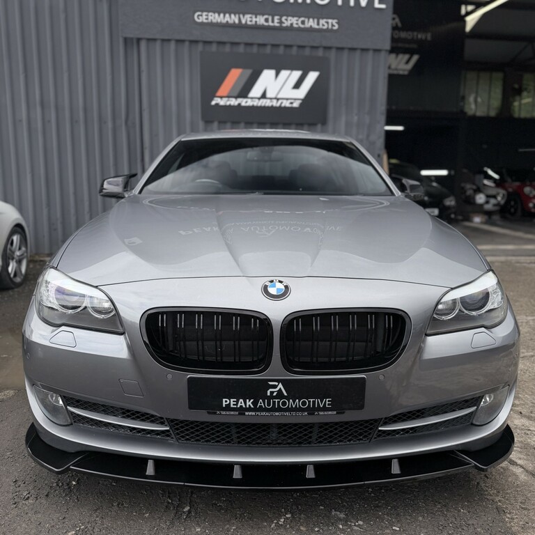BMW 5 Series 3.0 530D Se Saloon YF10BMZ Grey #3