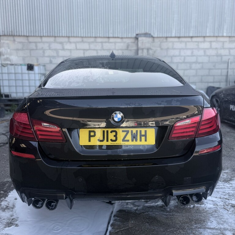 BMW M5 4.4 M5 Saloon PJ13ZWH Black #3