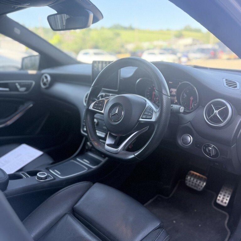 Mercedes-Benz A Class A200d Amg Line Premium MX16WNF White #3