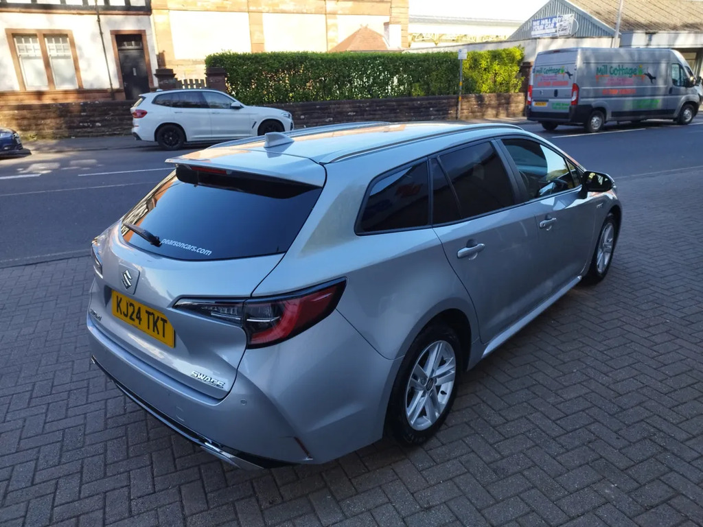 Suzuki Swace 1.8 Ultra Cvt Silver #4