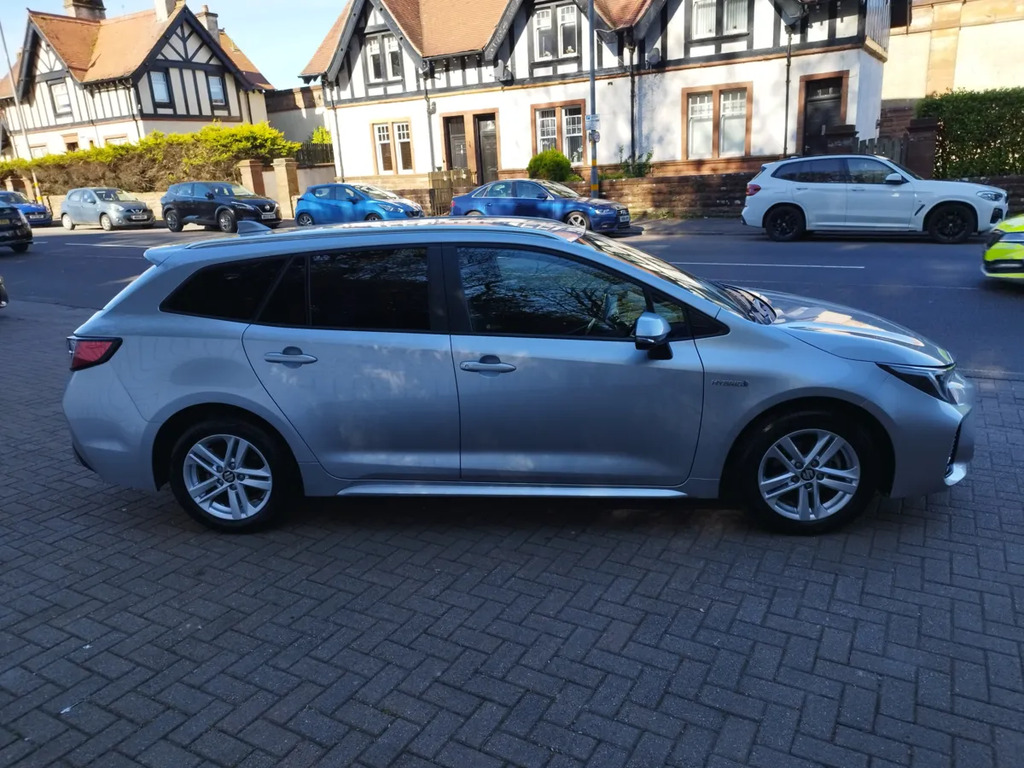 Suzuki Swace 1.8 Ultra Cvt Silver #3