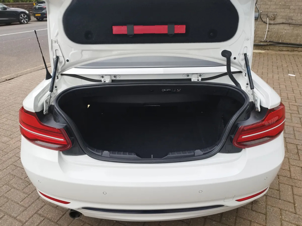 BMW 2 Series 1.5 Sport White #6