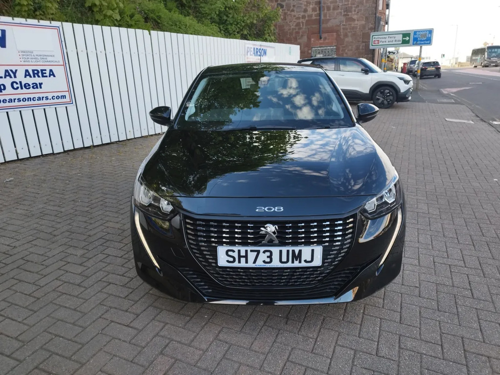 Peugeot 208 1.2 Active Premium Black