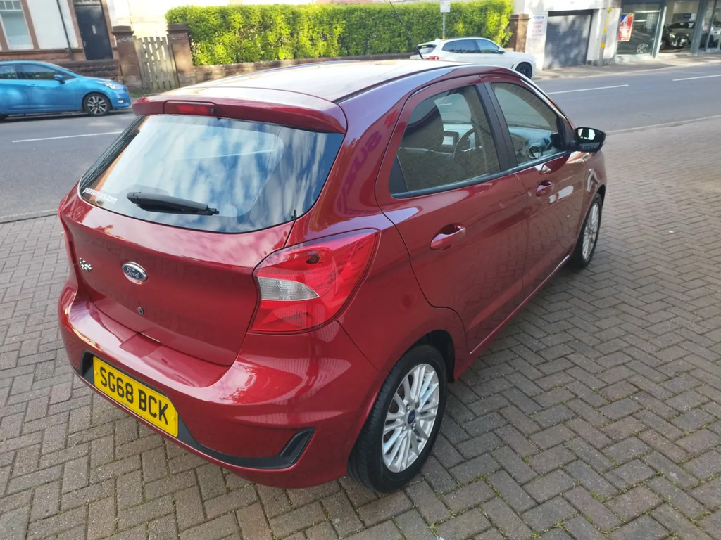 Ford KA 1.2 Plus Zetec Red #4