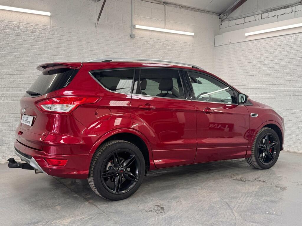 Ford Kuga 2.0 Tdci Titanium X Awd Euro 6 Ss CK15HFW Red #2